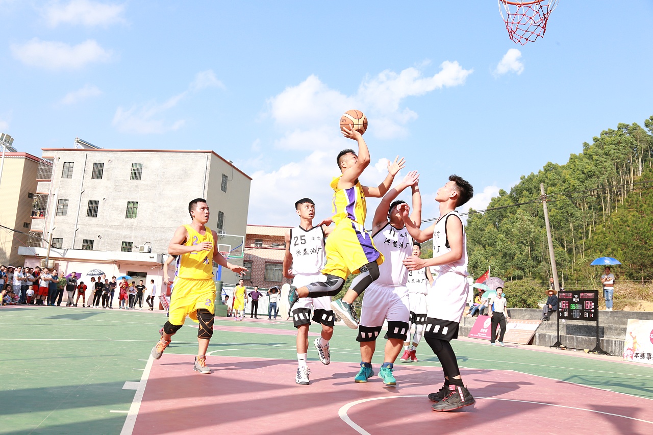 乐阿弗尔VS梅斯直播原创法甲赛场分析：梅斯VS巴黎圣日耳曼、洛里昂VS克莱蒙对决展望